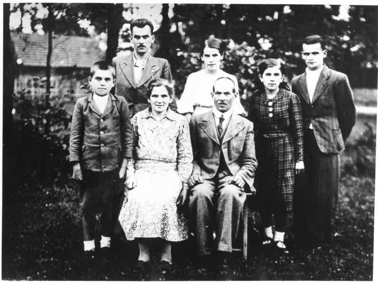 rodzina Miazgowiczów w Kamieniu sierpień 1939 r.