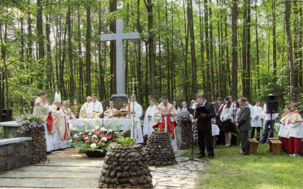 Uroczystość Bożego Ciała 2012 r. z udziałem rodzin zabitych